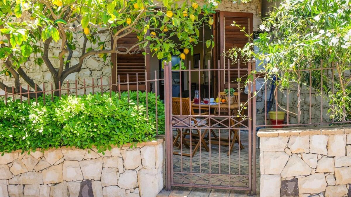 Sara House - Centro - Free Private Parking Lägenhet Taormina